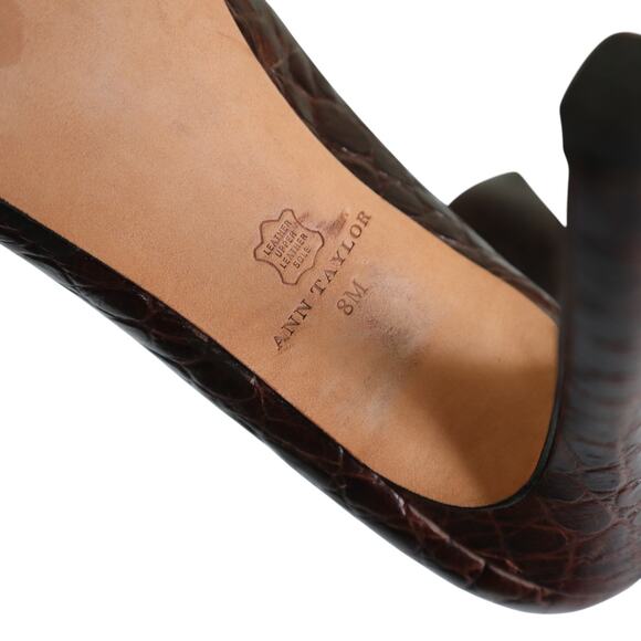 Ann Taylor Womens Leather Pumps Size 8 Faux Croc Embossed Brown Classy Heels - Picture 11 of 12